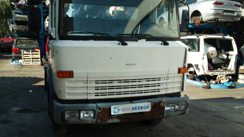 PUERTA DELANTERA IZQUIERDA NISSAN L-35 - vista 9