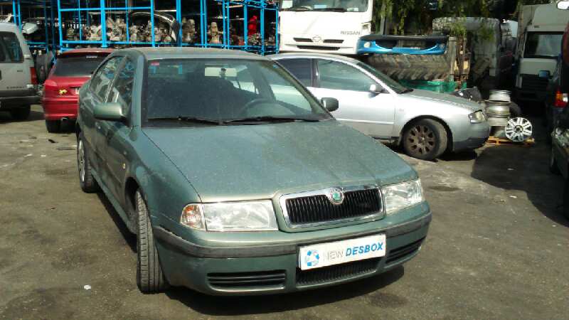 PILOTO TRASERO IZQUIERDO SKODA OCTAVIA BERLINA (1U2) - vista 5