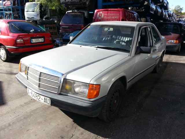 RADIADOR AGUA MERCEDES-BENZ CLASE C (W201) BERLINA - vista 4