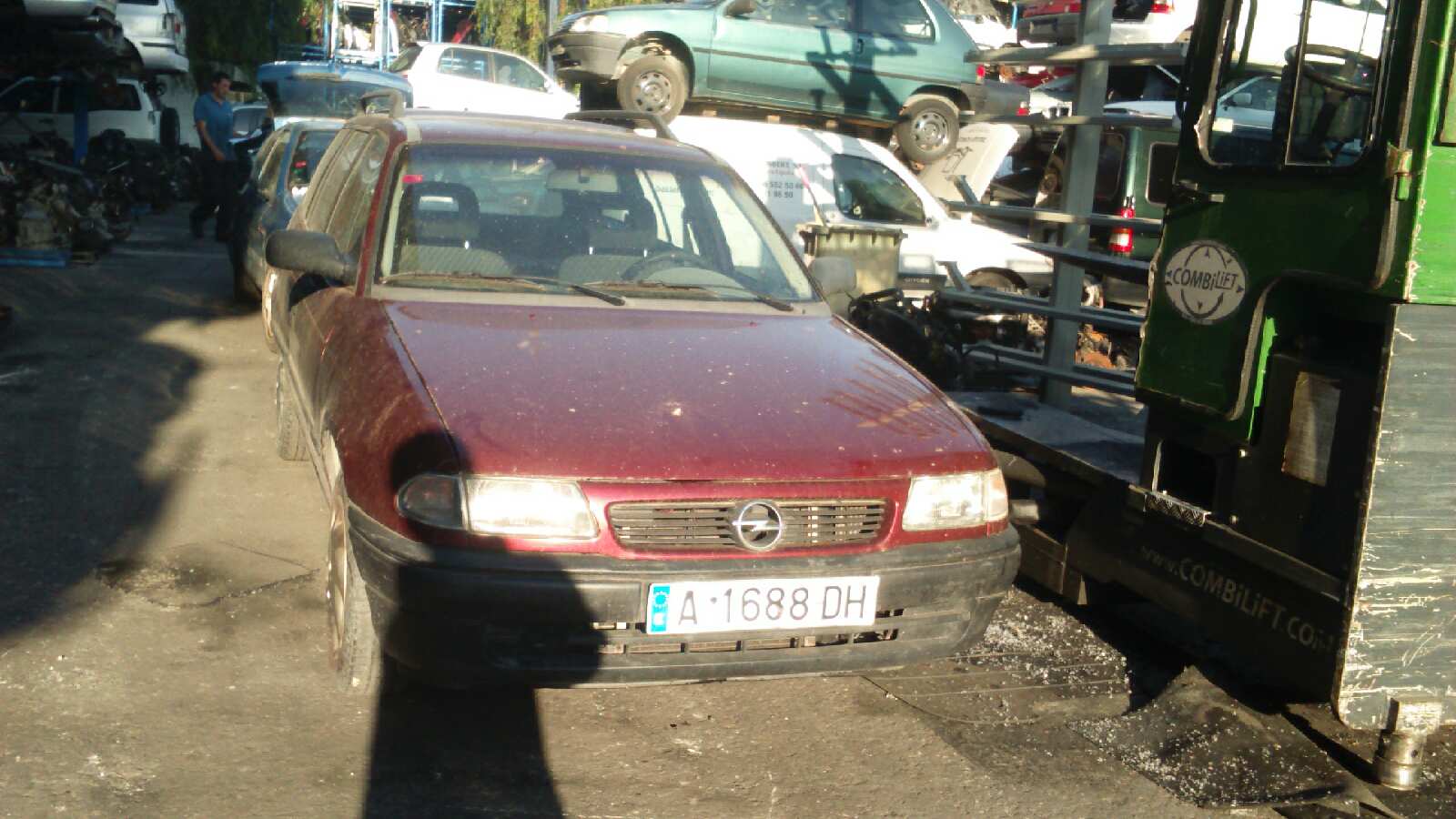 PILOTO TRASERO DERECHO OPEL ASTRA F BERLINA - vista 5