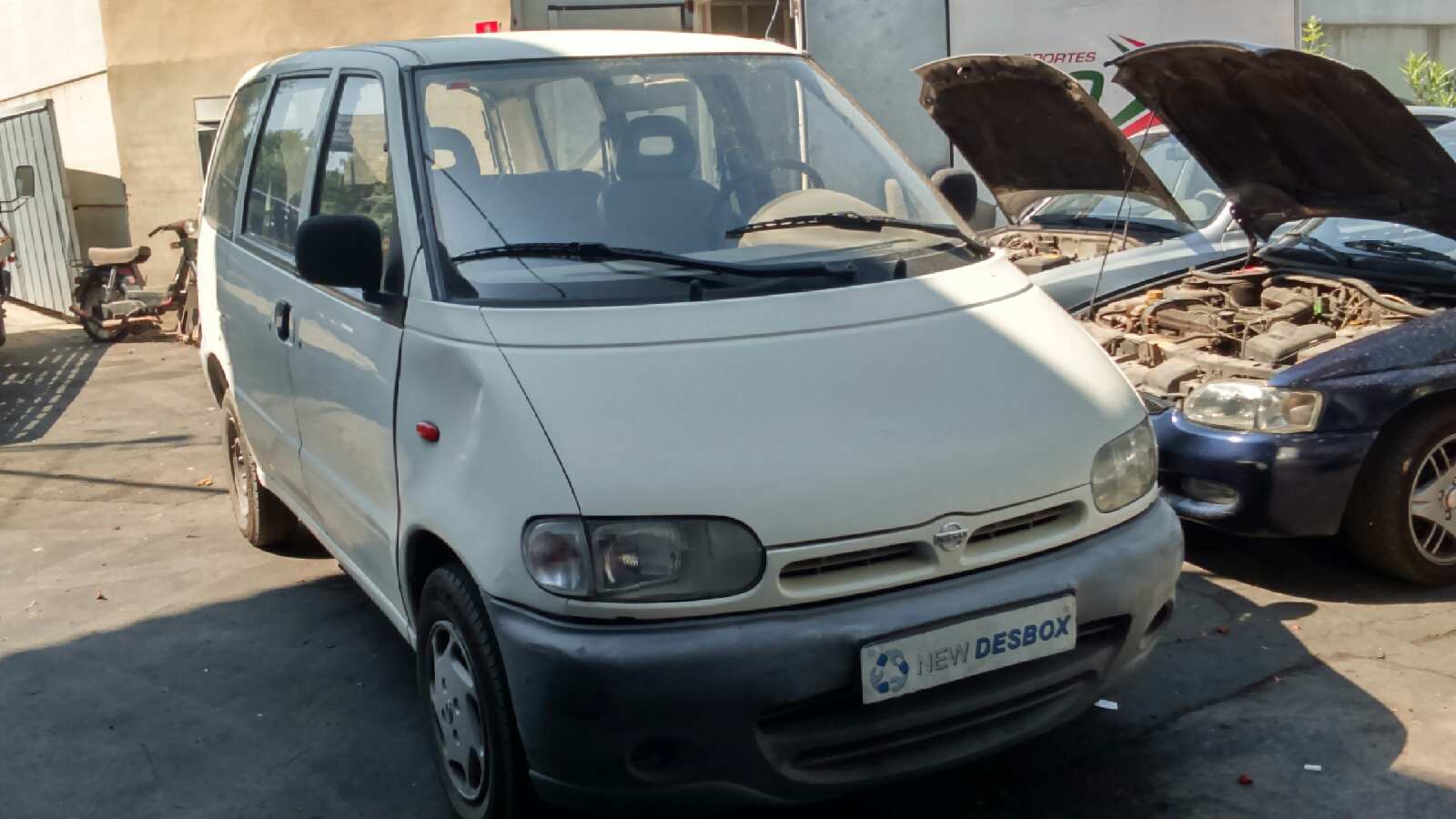 PUERTA DELANTERA IZQUIERDA NISSAN VANETTE CARGO - vista 9
