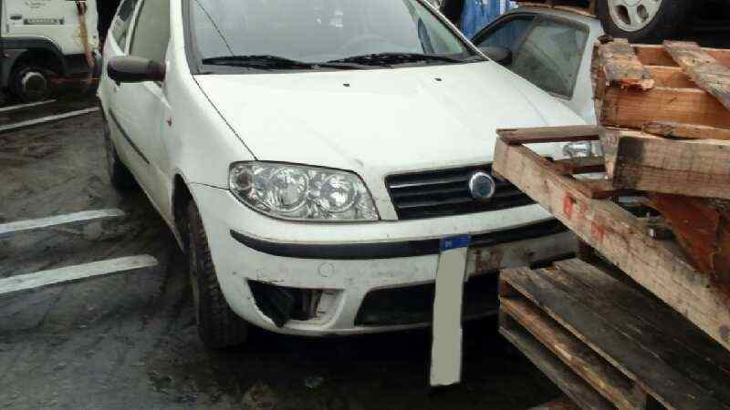 PILOTO TRASERO DERECHO FIAT PUNTO BERLINA (188) - vista 9