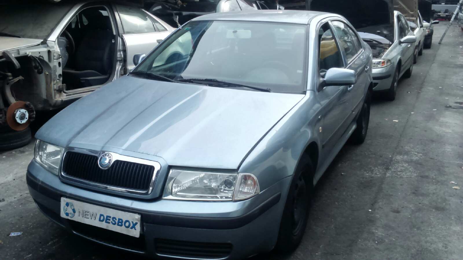 PILOTO TRASERO DERECHO SKODA OCTAVIA BERLINA (1U2) - vista 5