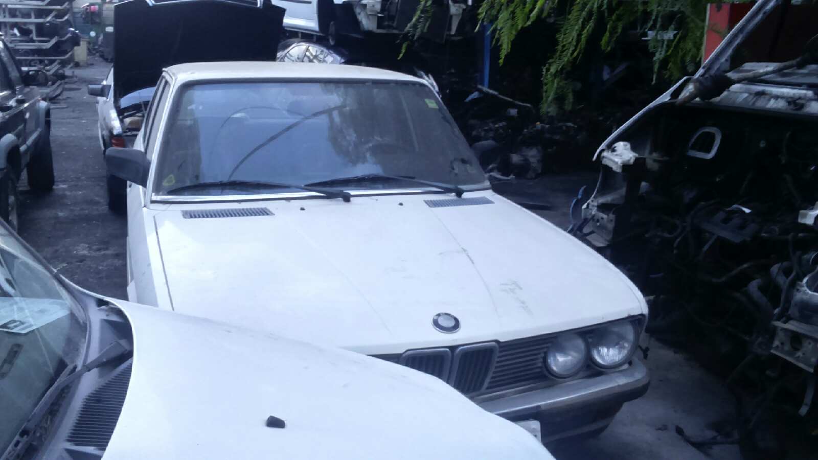 MOTOR BMW SERIE 5 (E28) - vista 2