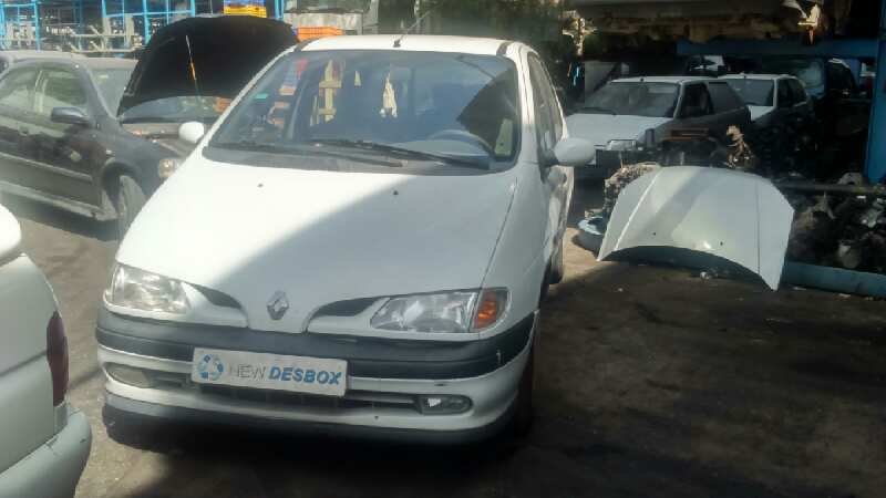 COMPRESOR AIRE ACONDICIONADO RENAULT MEGANE I SCENIC (JA0) - vista 7