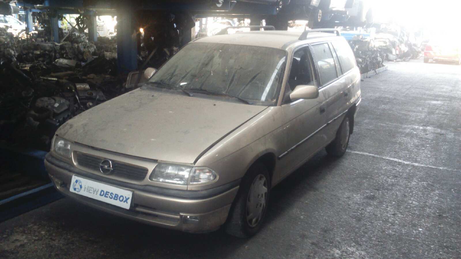 PILOTO TRASERO IZQUIERDO OPEL ASTRA F CARAVAN - vista 5