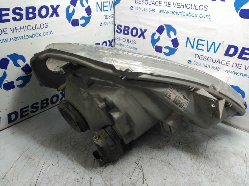 FARO IZQUIERDO RENAULT TRAFIC CAJA CERRADA (AB 4.01) - vista 3