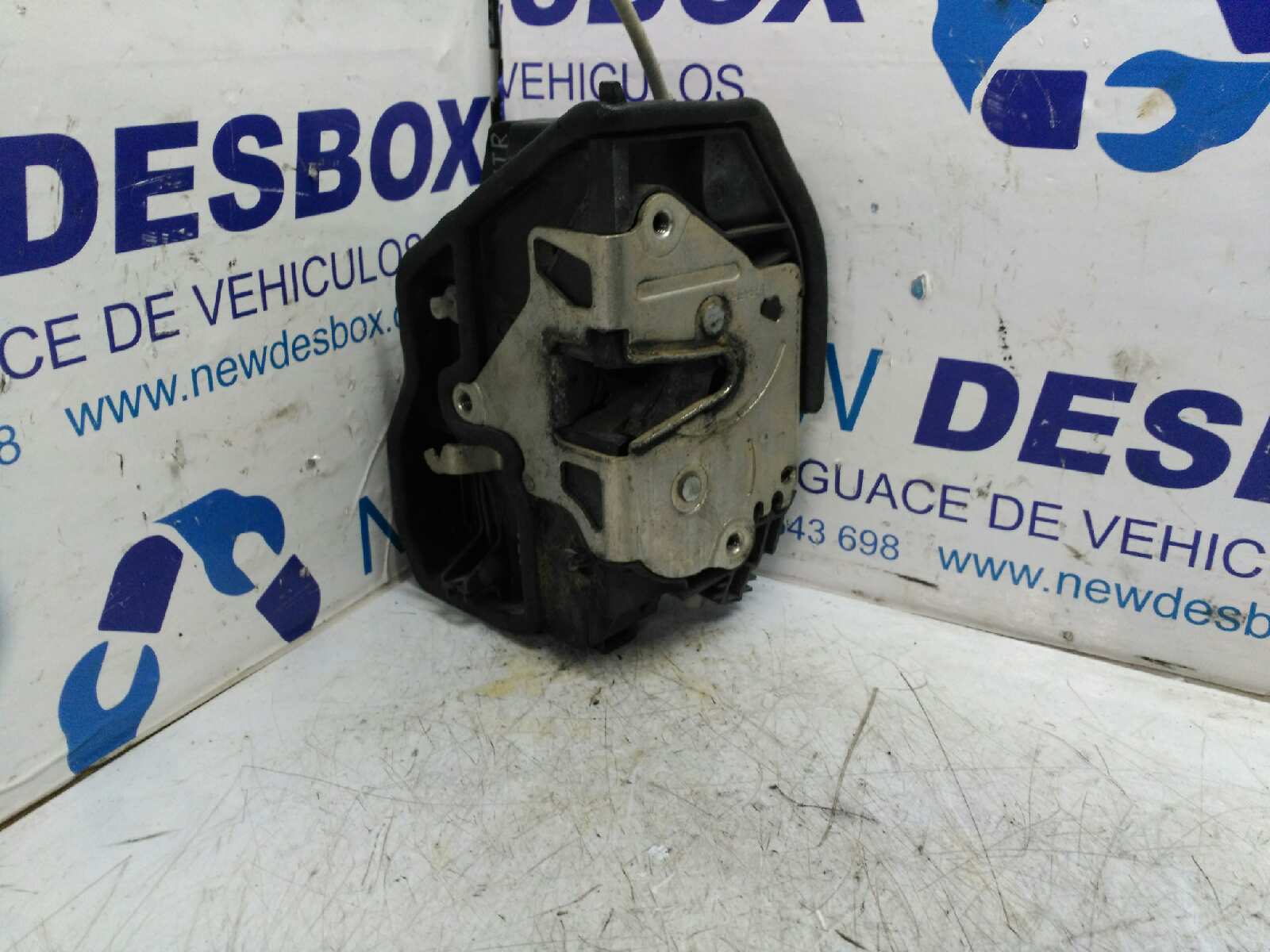 CERRADURA PUERTA TRASERA DERECHA BMW SERIE 1 BERLINA (E81/E87)
