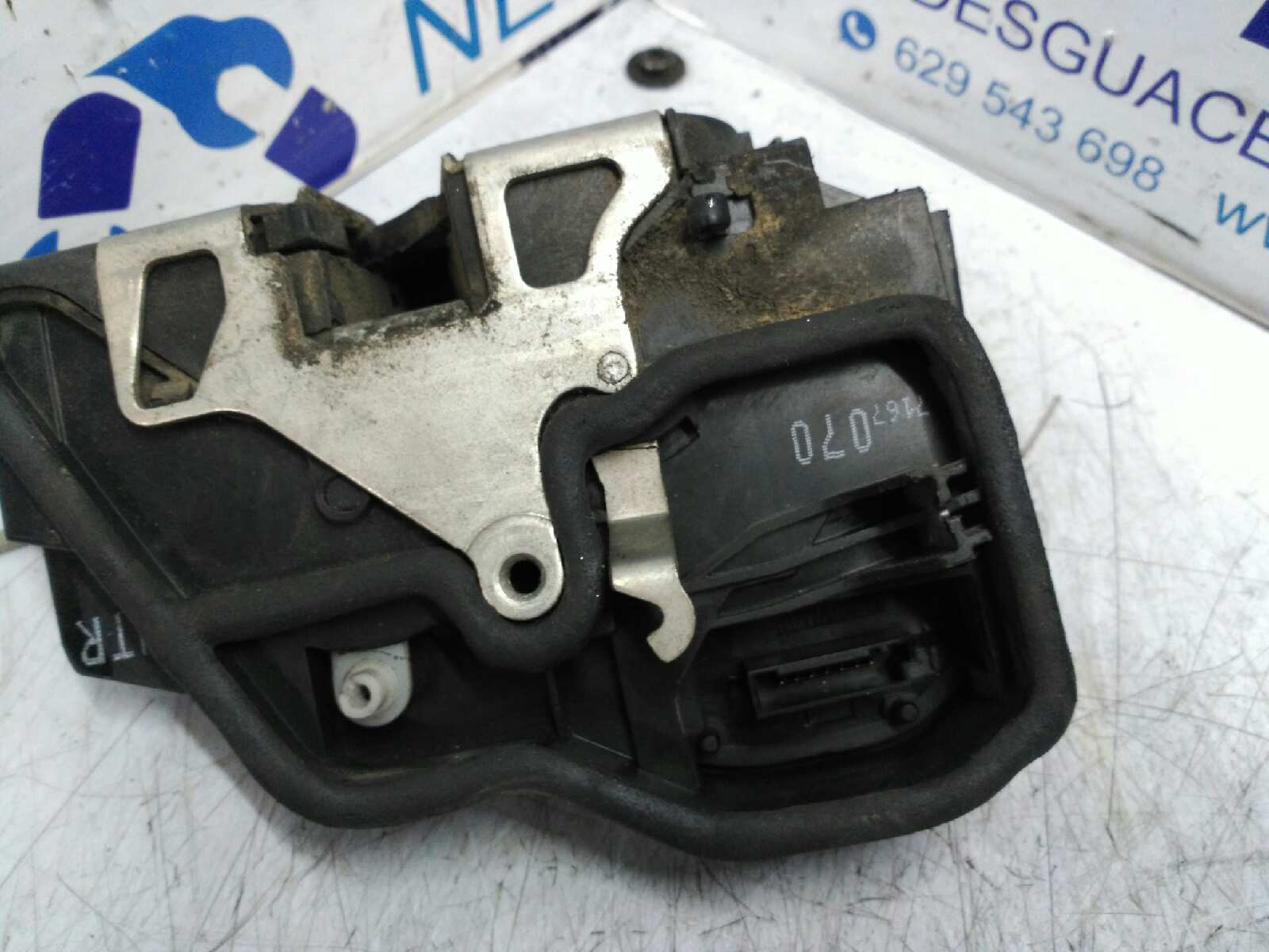 CERRADURA PUERTA TRASERA DERECHA BMW SERIE 1 BERLINA (E81/E87) - vista 3