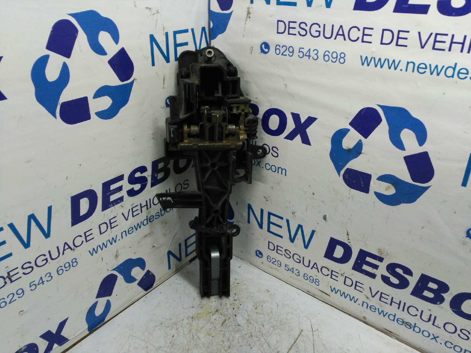 MANETA TRASERA DERECHA BMW SERIE 1 BERLINA (E81/E87) - vista 3