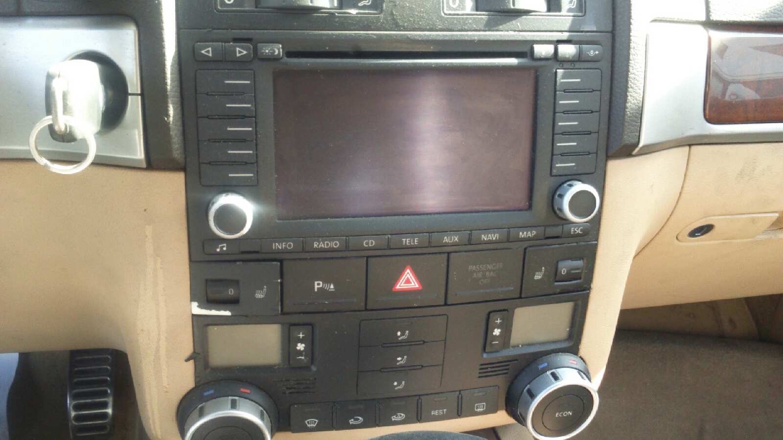 MANDO ELEVALUNAS TRASERO DERECHO VOLKSWAGEN TOUAREG (7LA) - vista 23