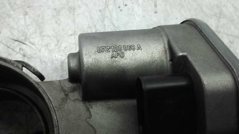 CAJA MARIPOSA VOLKSWAGEN TOUAREG (7LA) - vista 2