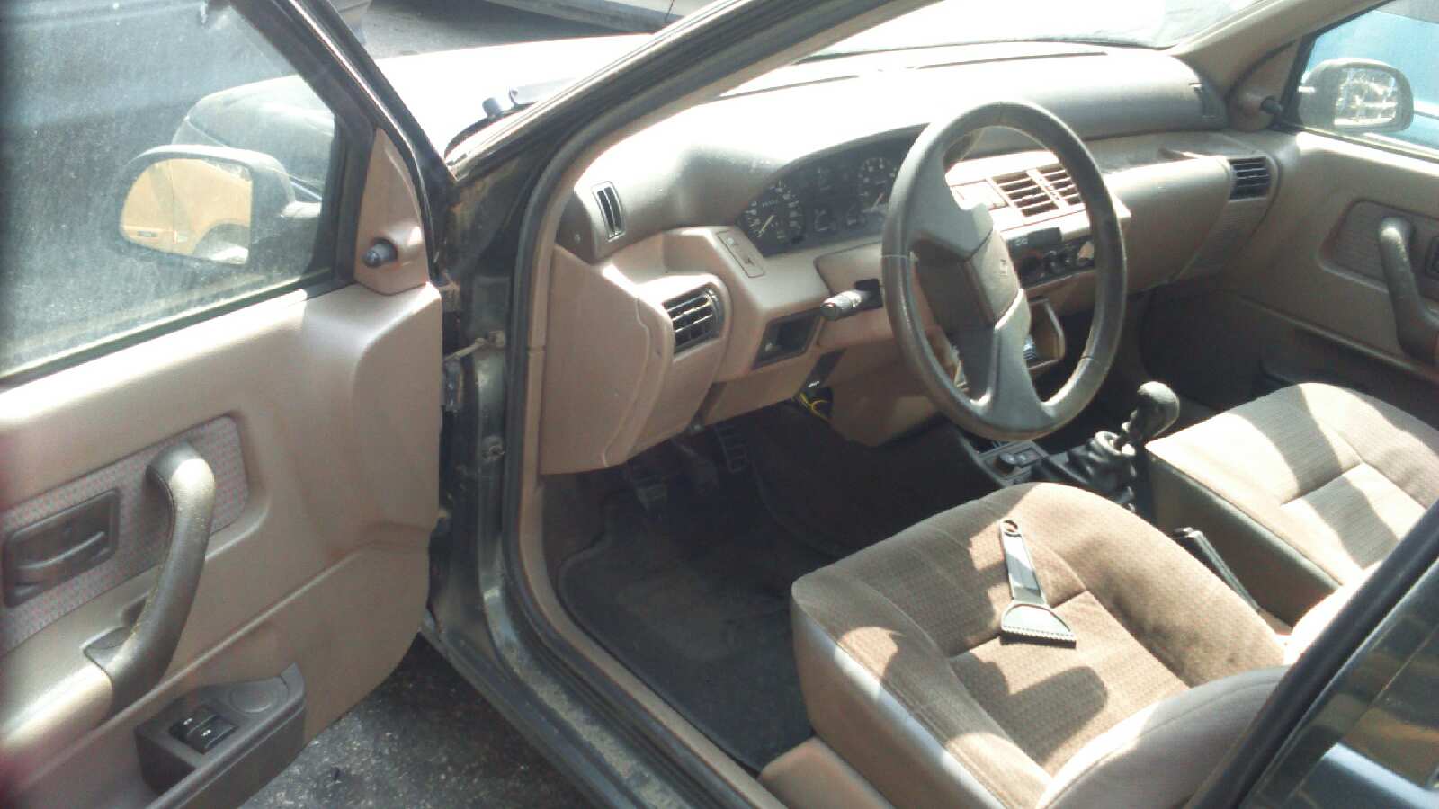 PILOTO TRASERO DERECHO RENAULT CLIO I PHASE III - vista 2