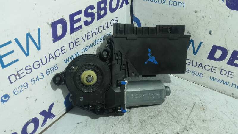 MOTOR ELEVALUNAS DELANTERO DERECHO AUDI A4 AVANT (8E) - vista 5