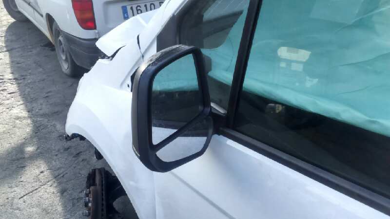 LLANTA FORD TRANSIT CONNECT - vista 17