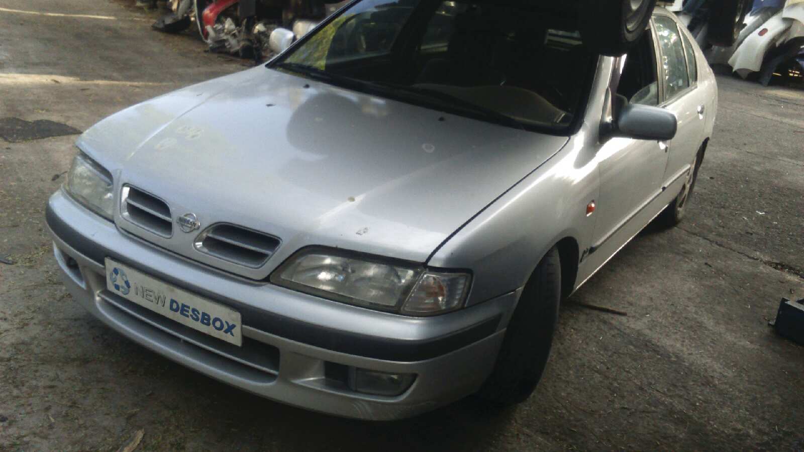 CAPO NISSAN PRIMERA BERLINA (P11) - vista 3