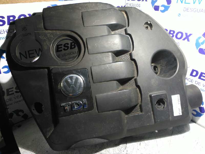TAPA MOTOR VOLKSWAGEN PASSAT BERLINA (3B3)