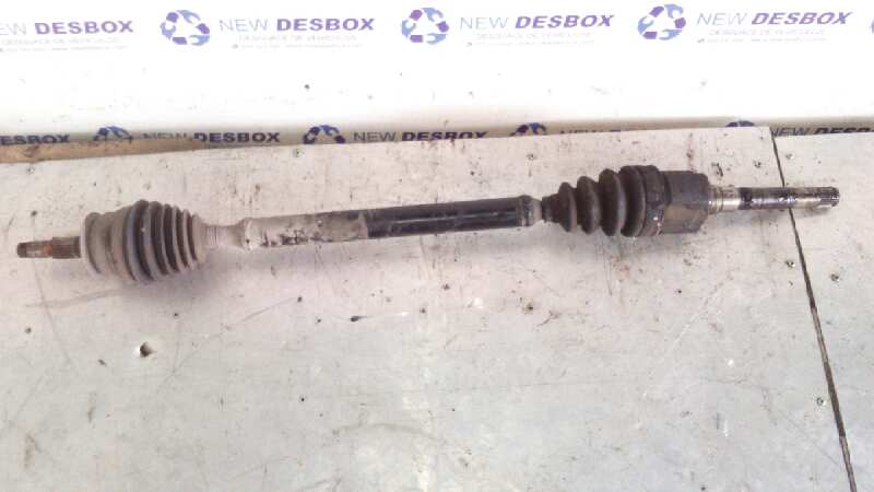 TRANSMISION DELANTERA DERECHA CHRYSLER VOYAGER (ES)