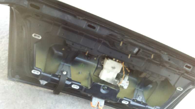 PORTON TRASERO SKODA OCTAVIA BERLINA (1U2) - vista 3