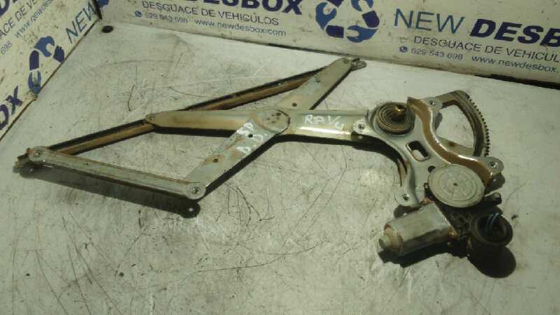 ELEVALUNAS DELANTERO DERECHO TOYOTA RAV 4 (A2)