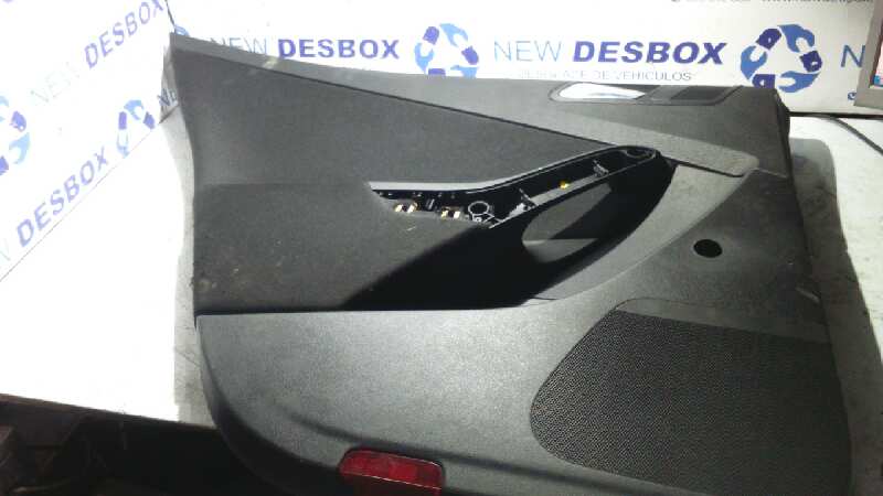 GUARNECIDO PUERTA TRASERA IZQUIERDA VOLKSWAGEN PASSAT BERLINA (3C2) - vista 4