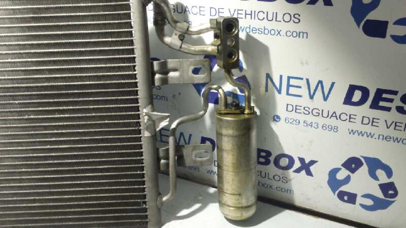 CONDENSADOR / RADIADOR  AIRE ACONDICIONADO OPEL MERIVA 1.7 - vista 3