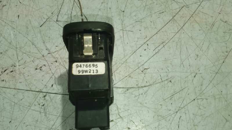 MANDO ELEVALUNAS DELANTERO DERECHO VOLVO S80 BERLINA - vista 4