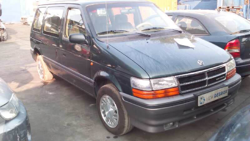 REJILLA DELANTERA CHRYSLER VOYAGER (ES) - vista 5