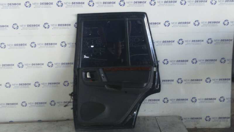 PUERTA TRASERA DERECHA CHRYSLER JEEP CHEROKEE (J) - vista 2