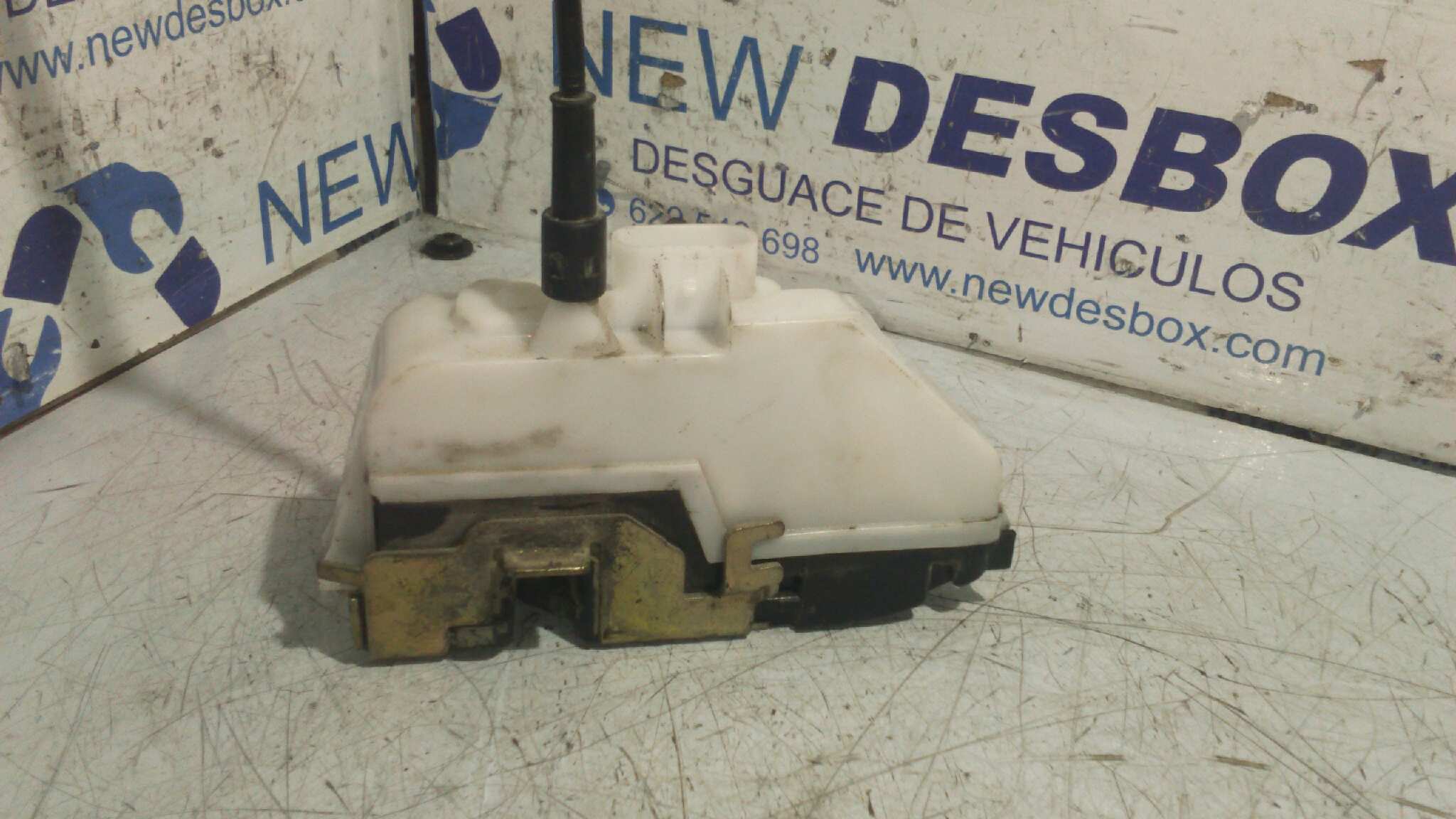 CERRADURA PUERTA DELANTERA DERECHA CITROEN C3 PLURIEL - vista 2