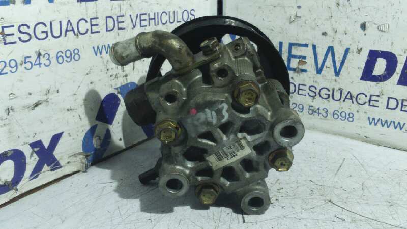 BOMBA DIRECCION TOYOTA AVENSIS BERLINA (T25) - vista 3