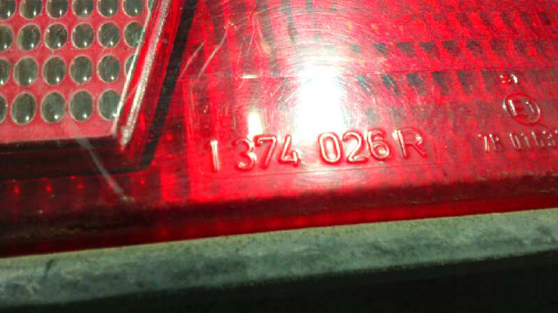 PILOTO TRASERO DERECHO BMW SERIE 7 (E32) - vista 2