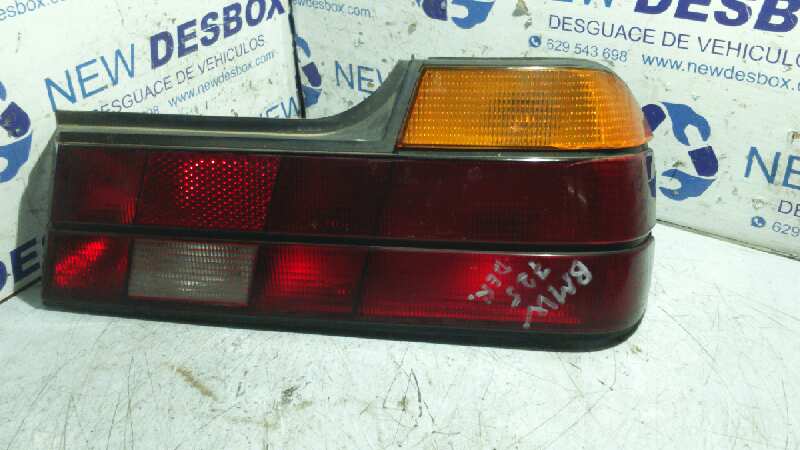 PILOTO TRASERO DERECHO BMW SERIE 7 (E32)