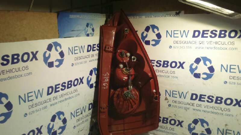 PILOTO TRASERO IZQUIERDO MAZDA 5 BERL. (CR) - vista 3