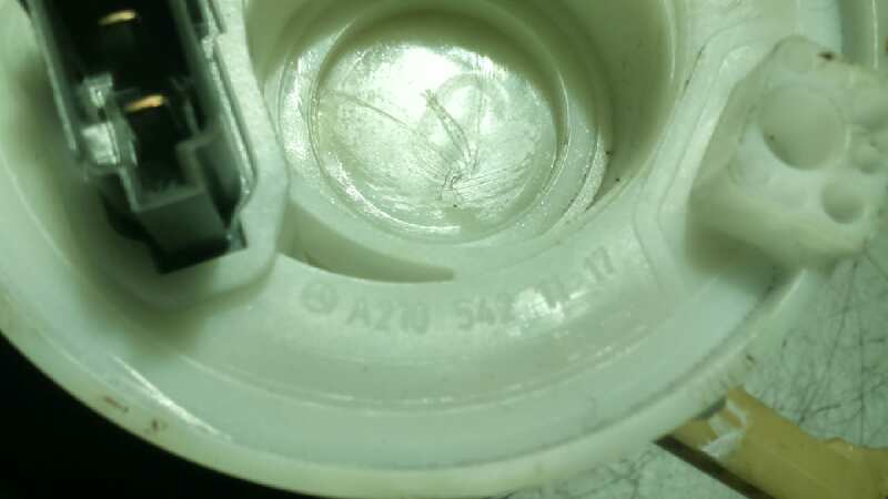 AFORADOR MERCEDES-BENZ CLASE E (W210) BERLINA - vista 2