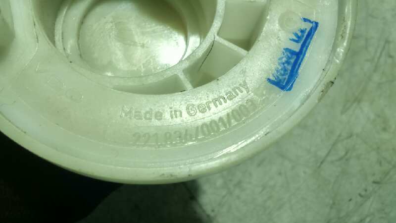 AFORADOR MERCEDES-BENZ CLASE E (W210) BERLINA - vista 4