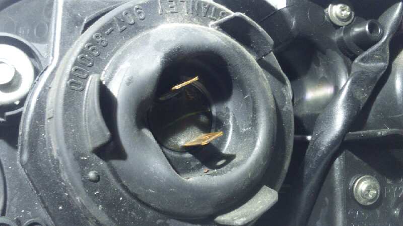 FARO DERECHO MAZDA 5 BERL. (CR) - vista 8