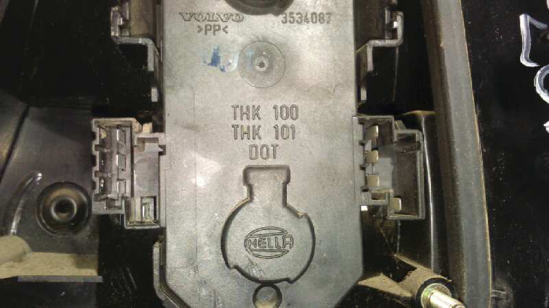 PILOTO TRASERO IZQUIERDO VOLVO SERIE 940 BERLINA/FAMILIAR - vista 4