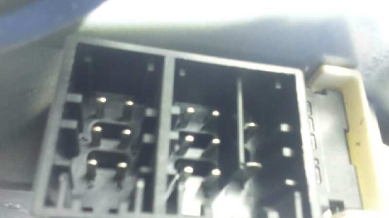 ELEVALUNAS DELANTERO DERECHO SEAT IBIZA (6L1) - vista 4