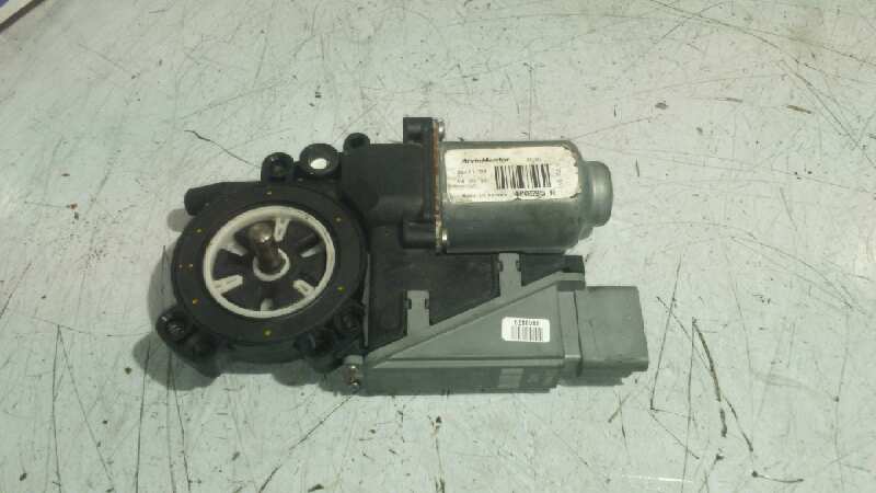 MOTOR ELEVALUNAS DELANTERO DERECHO CITROEN XSARA BERLINA