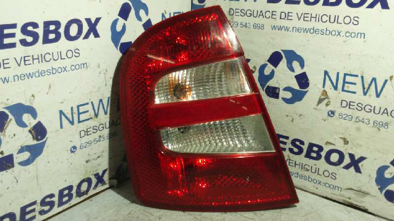 PILOTO TRASERO IZQUIERDO SKODA FABIA (6Y2/6Y3)