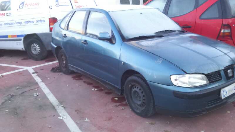 PILOTO PORTON DERECHO SEAT CORDOBA BERLINA (6K2) - vista 7