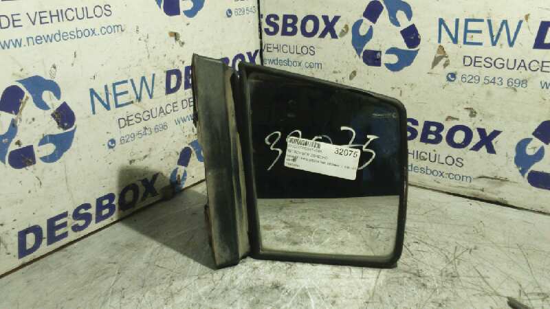 RETROVISOR DERECHO RENAULT TRAFIC (DESDE 5.89)