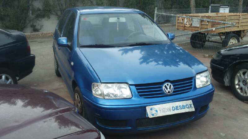 PILOTO TRASERO DERECHO VOLKSWAGEN POLO BERLINA (6N2) - vista 7