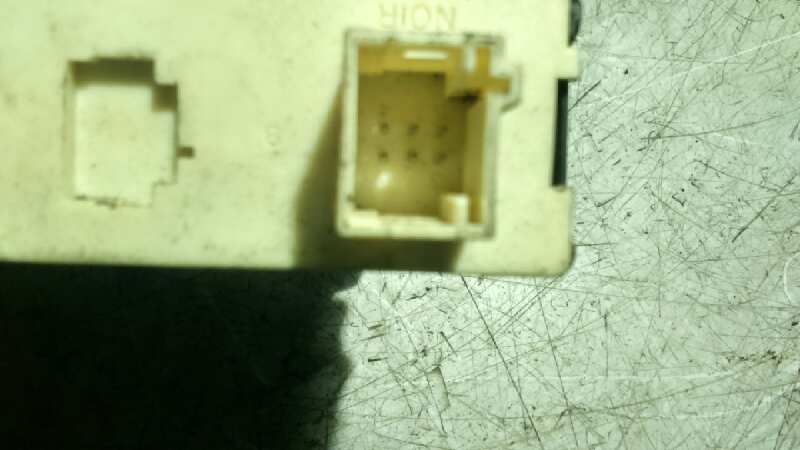 MOTOR ELEVALUNAS DELANTERO IZQUIERDO CITROEN C4 BERLINA - vista 4