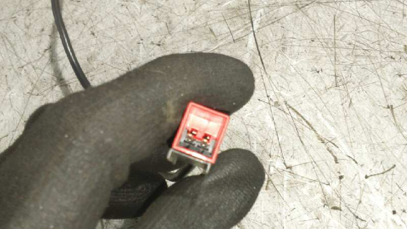 PRETENSOR AIRBAG IZQUIERDO FORD FOCUS BERLINA (CAK) - vista 2