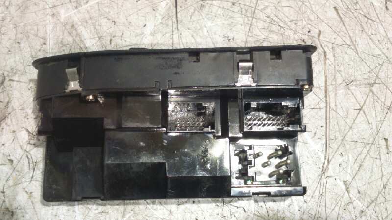 MANDO ELEVALUNAS DELANTERO IZQUIERDO BMW SERIE 5 BERLINA (E39) - vista 3