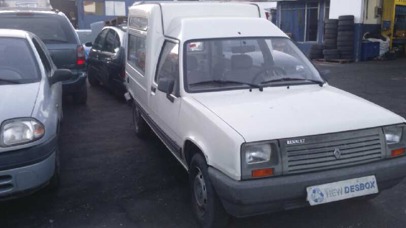 PILOTO TRASERO IZQUIERDO RENAULT RAPID/EXPRESS (F40) - vista 5