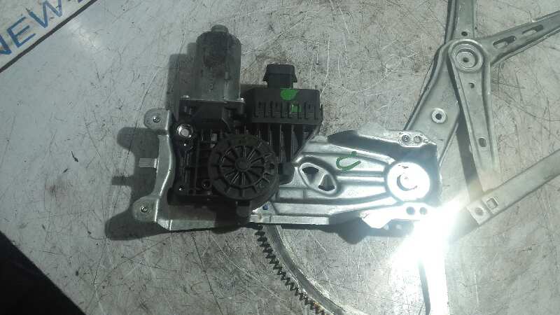 ELEVALUNAS DELANTERO DERECHO RENAULT CLIO III - vista 4