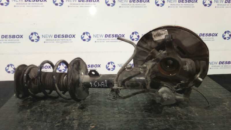 MANGUETA DELANTERA DERECHA TOYOTA AVENSIS BERLINA (T25)